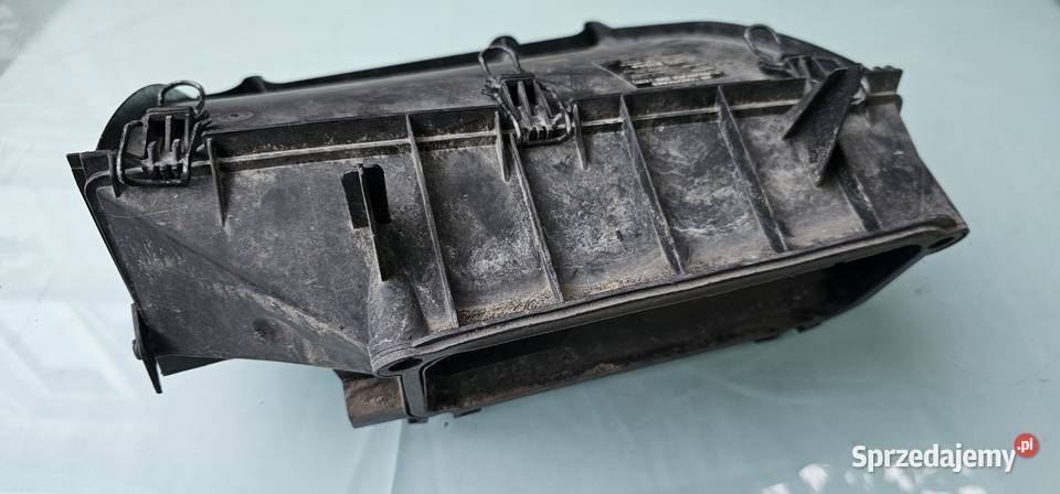 Obudowa filtra kabiniwego mercedes w203 Rok produkcji 2001 Pozostałe wielkopolskie Zbąszyń
