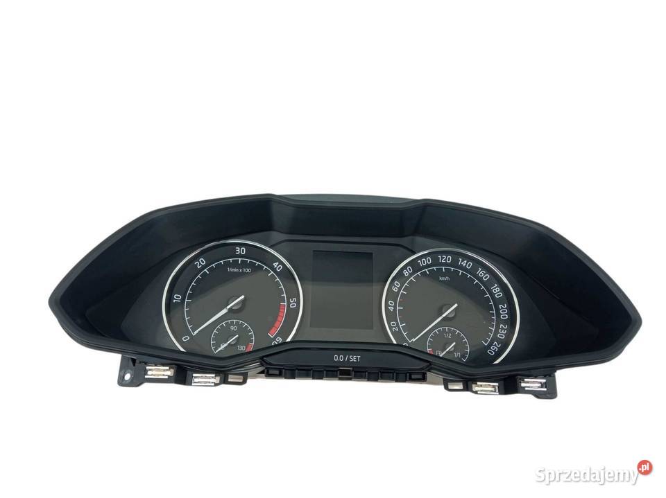 LICZNIK 3V0920751A 20 TDI Skoda Superb III