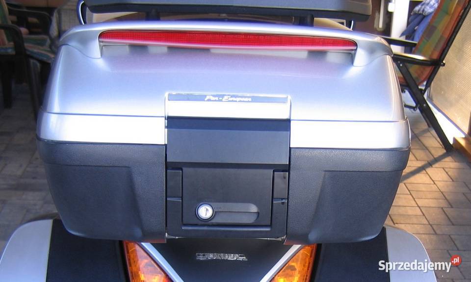Honda ST 1300 Pan European kufer centralny kufry Jeziorsko