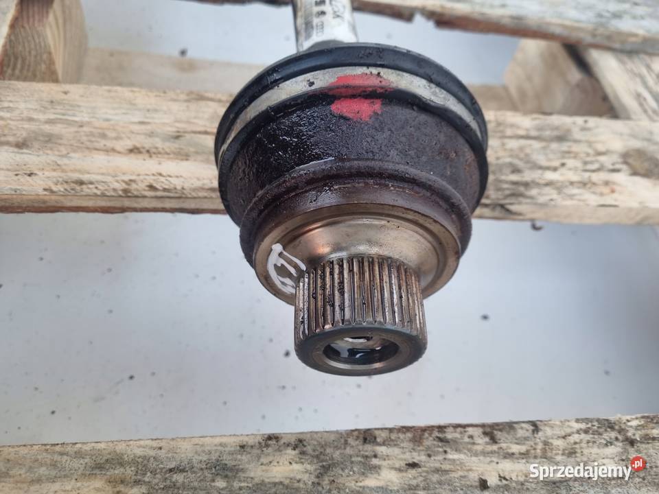 PÓŁOŚ Audi S5 A5 8T 42 V8 LEWA TYLNA półośka