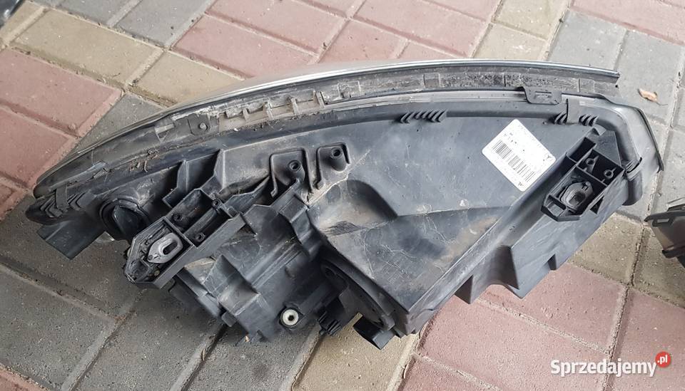 Lampa przednia MERCEDES CLA W117 C117 komplet Radom