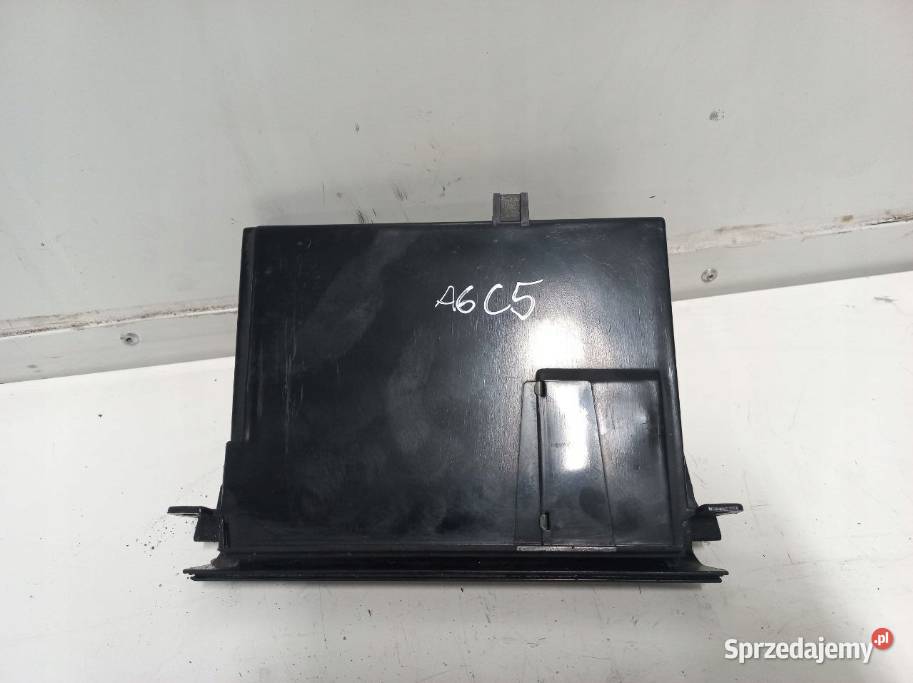 KRATKA NAWIEWU TYLNEGO Audi A6 C5 4B0819203 osobowe Części samochodowe Chełm