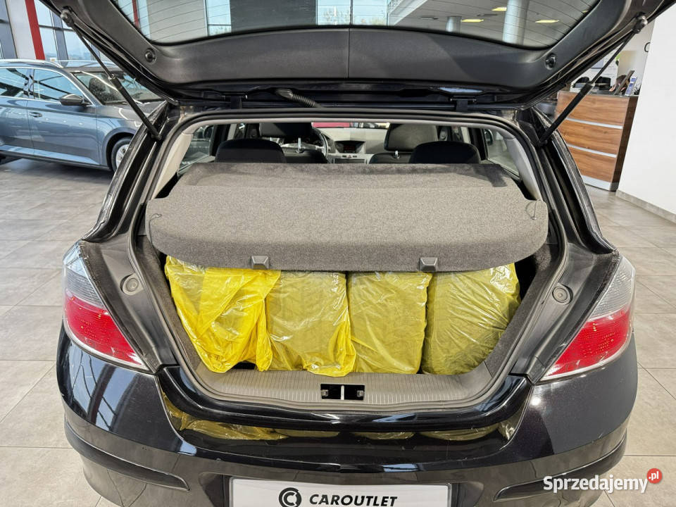 Opel Astra 16 116 M5 2011 r salon klimatyzacja możliwa zamiana sprzedam