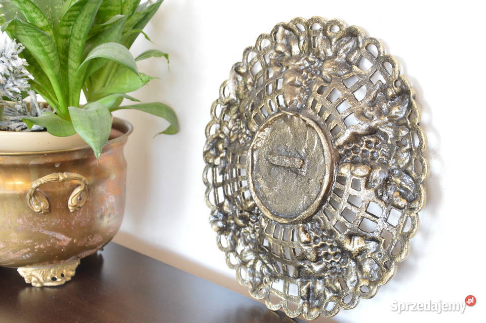 rzeźba odlew płaskorzeźba stara metal zestaw