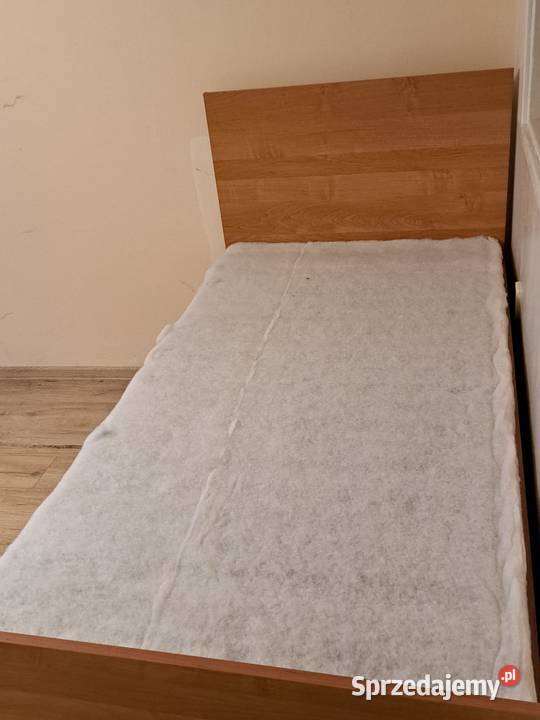 Łóżko drewniane z materacem Kraków