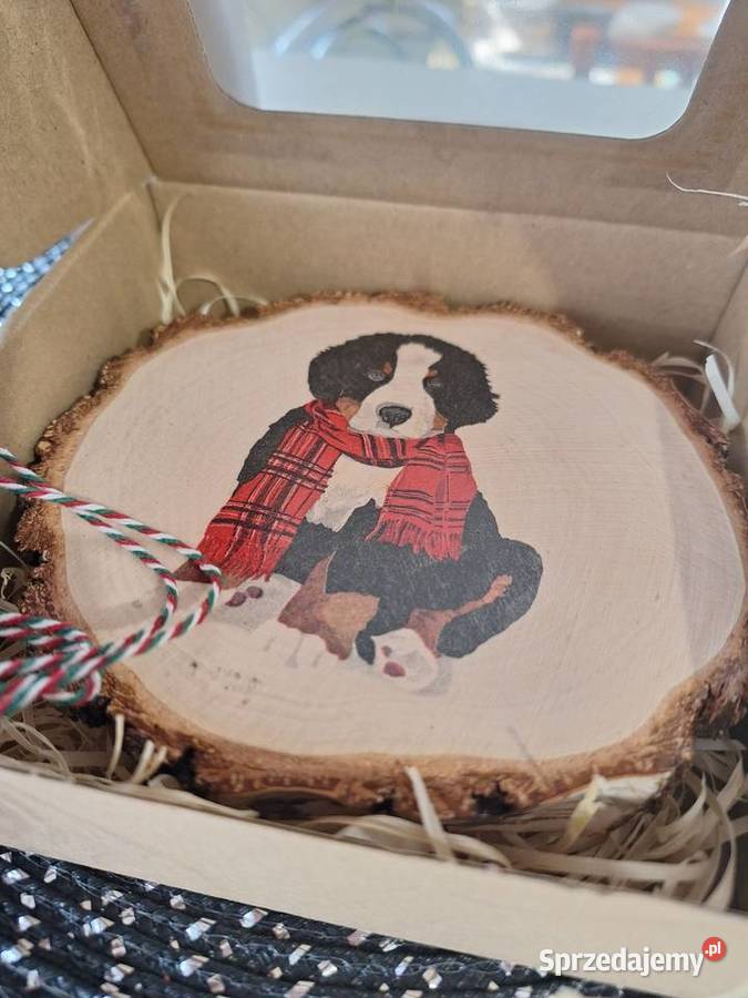 Obrazek na drewnieberneński w świątecznej szacie Strzyżów