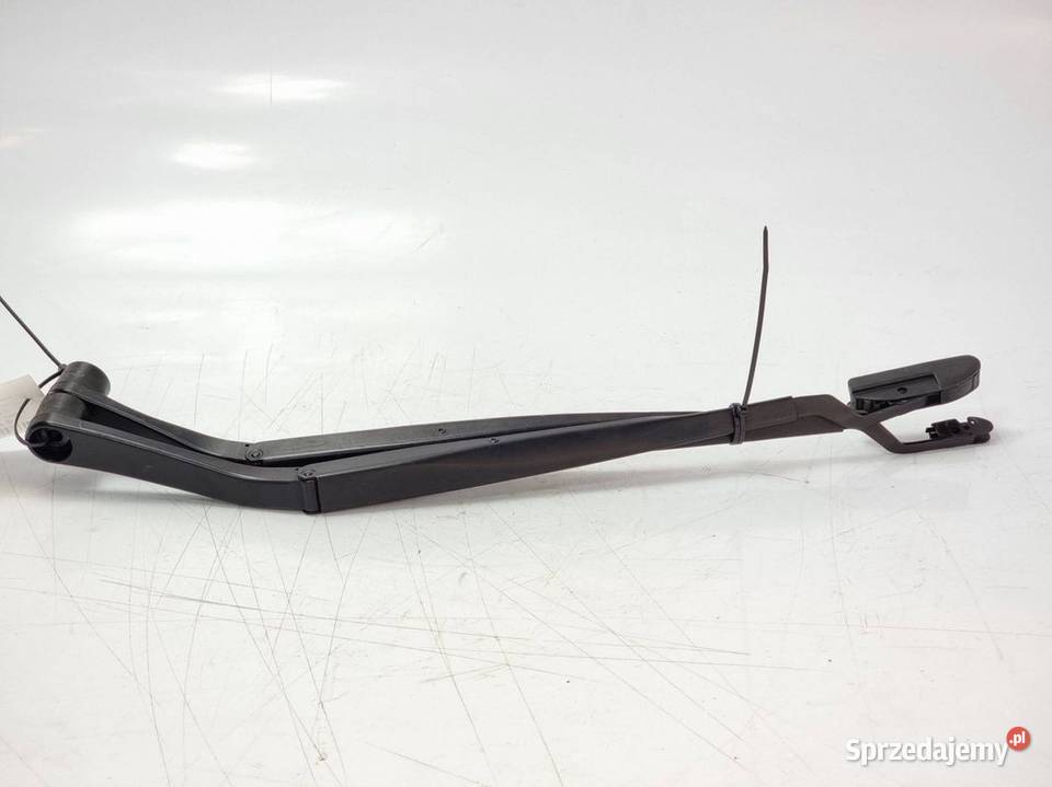 RAMIE WYCIERACZKI PRZÓD DODGE CHARGER Lipno