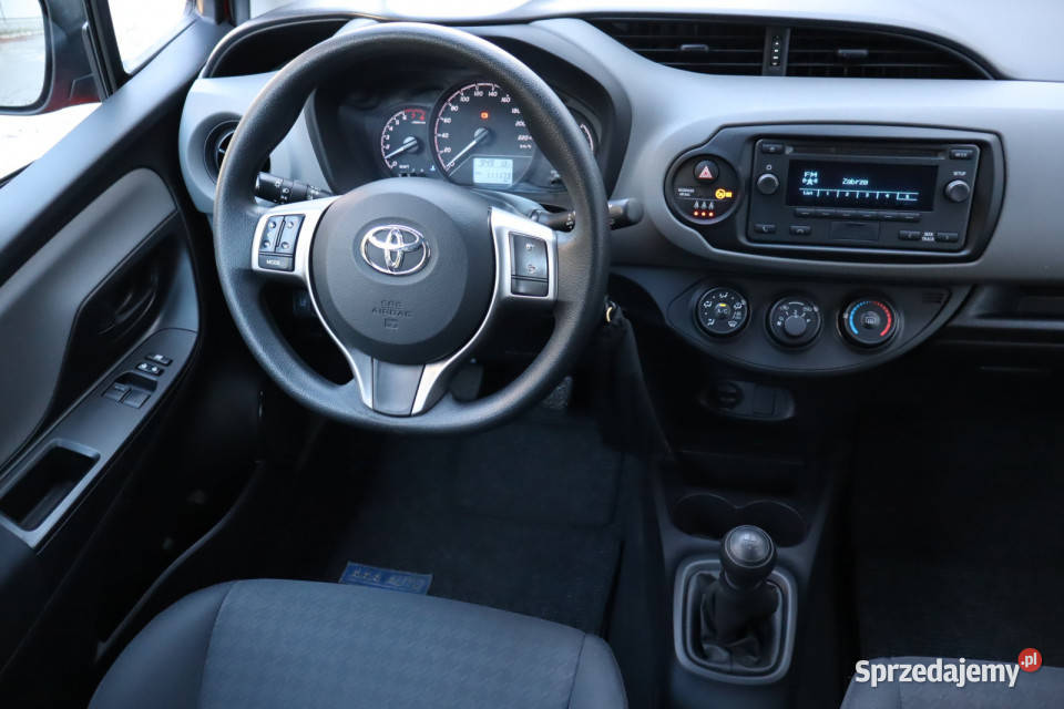 Toyota Yaris 10 VVTi Yaris śląskie Zabrze