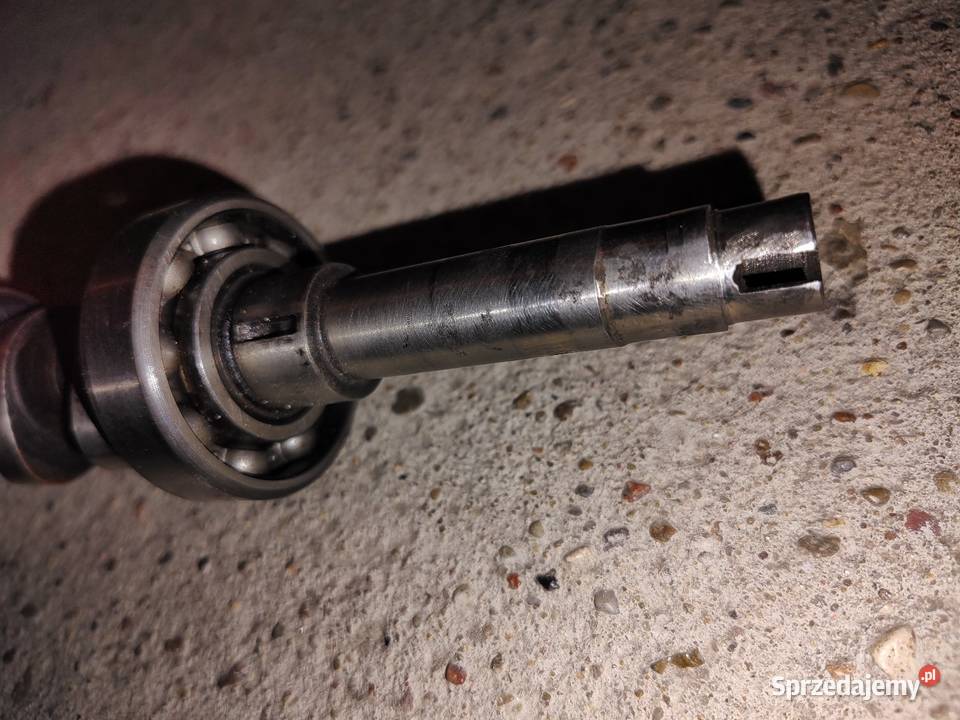 Wałek rozrządu K750 Leszno