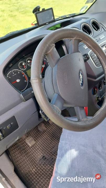 Ford Tourneo Connect Kartuzy
