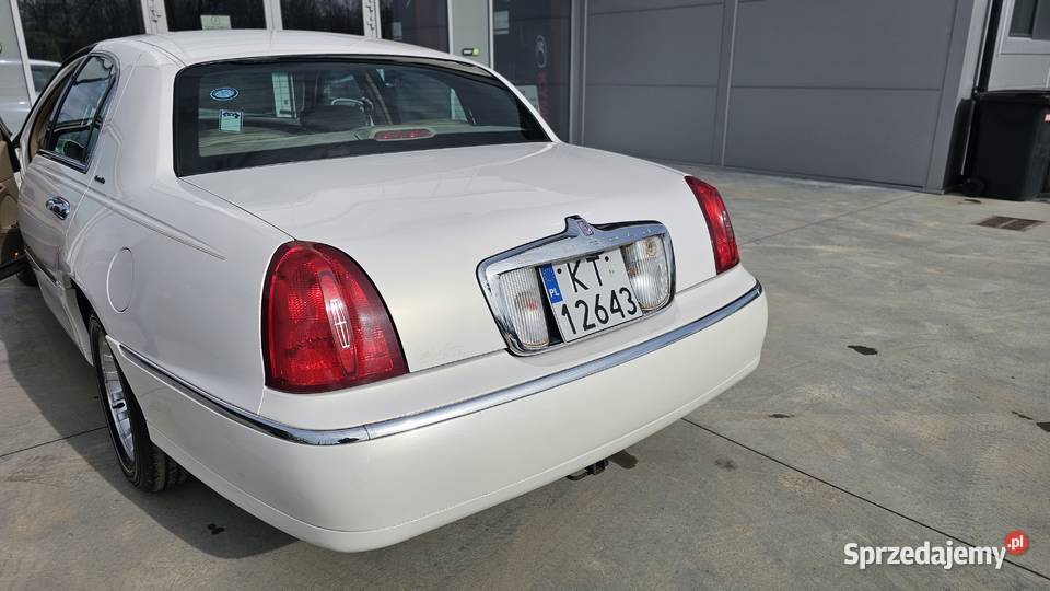 Lincoln Town Car Stan Idealny V6 sprowadzony Tarnów