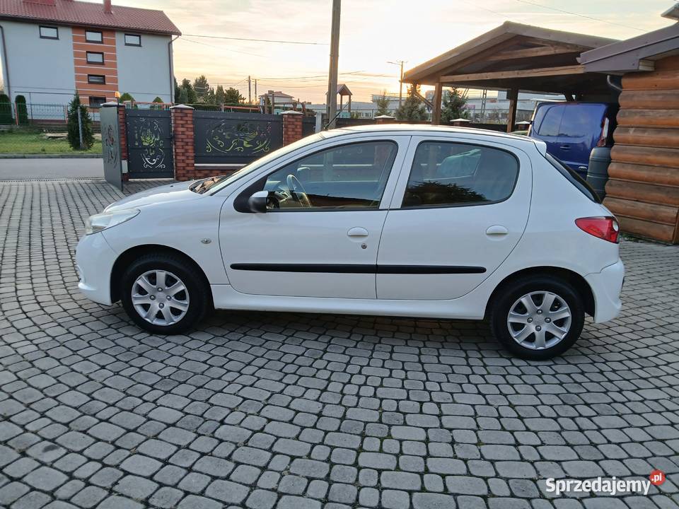 Peugeot 206 PLUS 14 Benzyna manualna świętokrzyskie Ostrowiec Świętokrzyski