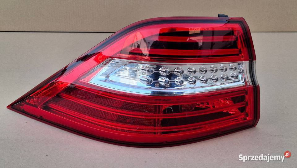 MERCEDES ML W166 LAMPA LEWY TYŁ LEWA TYLNA Bieleń