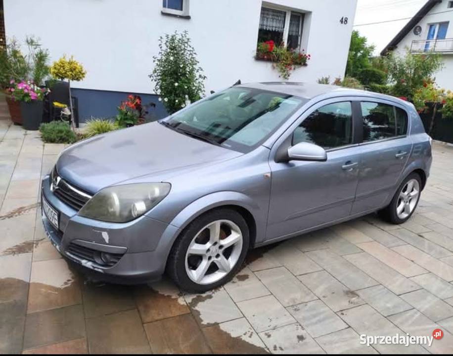 Astra H 20 T 170 LPG Rok produkcji 2004