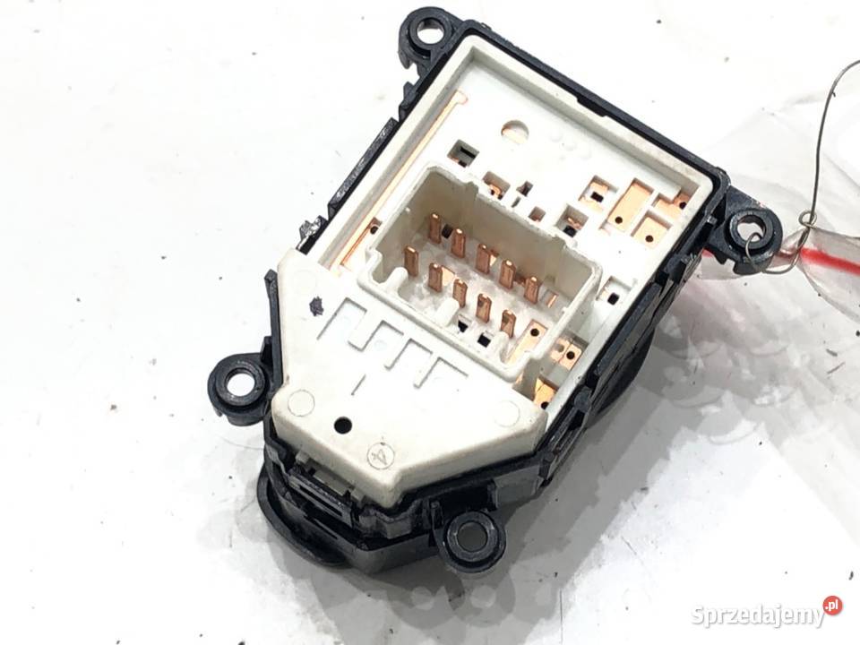 PRZEŁĄCZNIK REGULACJI LUSTEREK HYUNDAI i40 osobowe