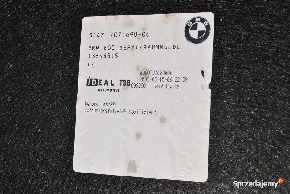 Obudowa wnęki bagaznika wanna bagażnika BMW E60 Poręba