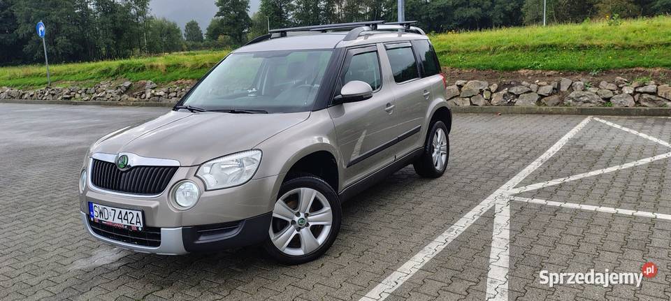 Skoda Yeti 20 TDI 4x4 DSG Hak Nawigacja 4/5 Yeti