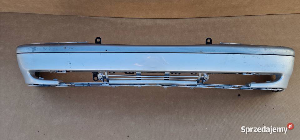 MERCEDES CKLASA W202 ZDERZAK WZMOCNIENIE Zderzaki Bieleń