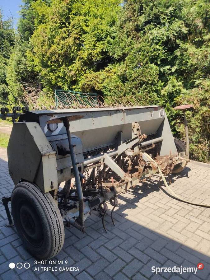 Siewnik zbożowy 27m poznaniak Gorzyce sprzedam