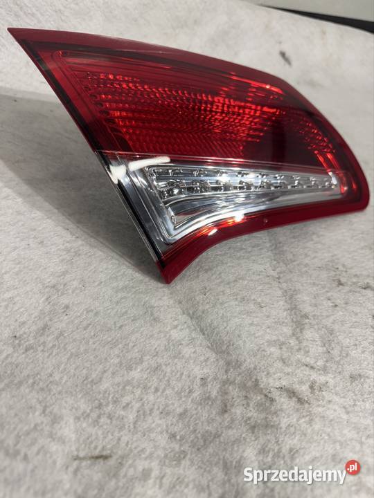 Lampa odblask lewa w klapę Citroen C4 B7 II Motoryzacja Jasienica