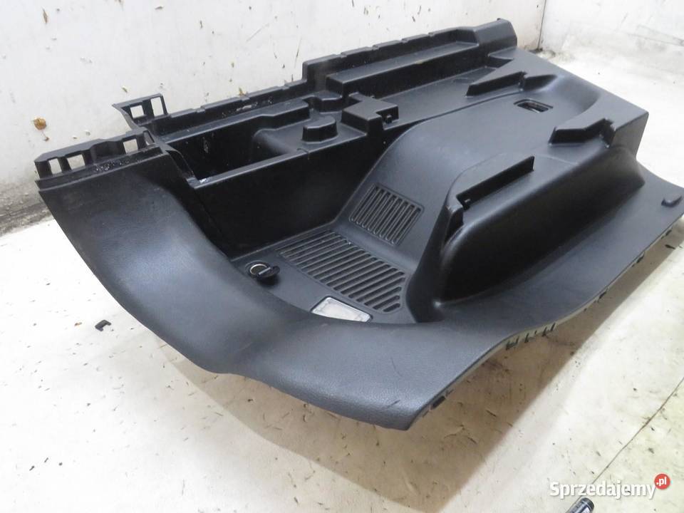 BOCZEK BAGAŻNIKA PRAWY XTRAIL III T32