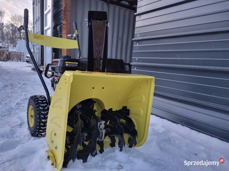 Odśnieżarka SKAN 2 napędem 65 Złocieniec