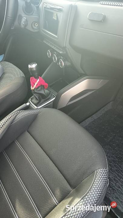 Dacia duster 2019 16 Benz 35500 przebiegu Bełchatów