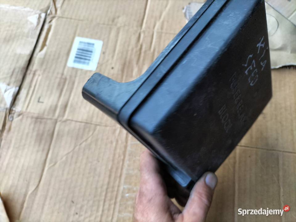 KIA CEED 3 KLAPKA OSŁONA SKRZYNKI BEZPIECZNIKÓW Kamień-Kolonia