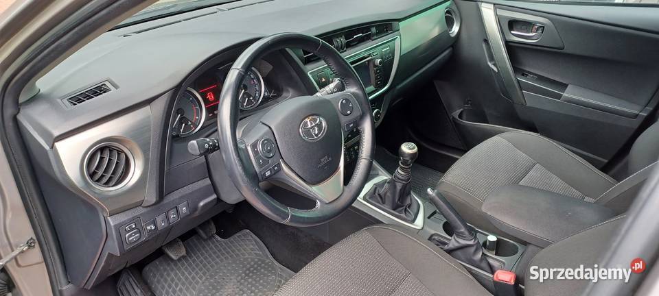 Toyota Auris 16 krajowy pierwszy właściciel mazowieckie sprzedam