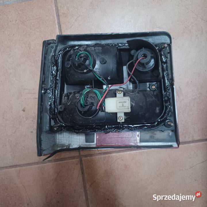 LAMPA TYŁ PRAWA NISSAN MICRA K10 osobowe Rakoniewice