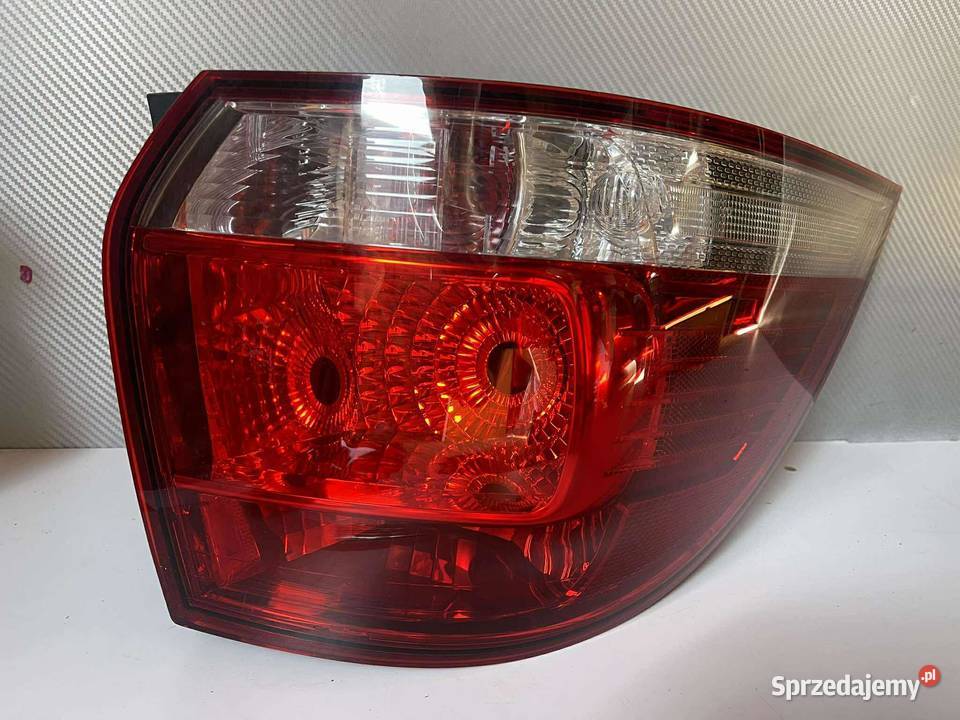 VW GOLF 5 KOMBI PRAWA LAMPA TYŁ Ostroróg