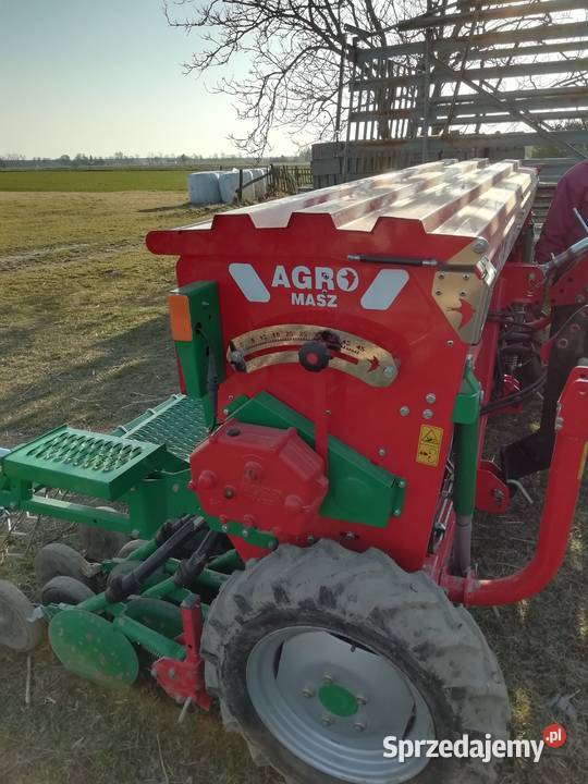 Sprzedam siewnik talerzowy 3 m lubelskie sprzedam