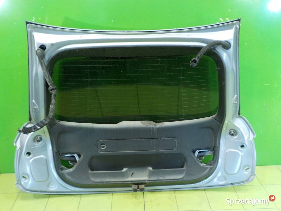 AUDI A1 8X klapa tyl Suków