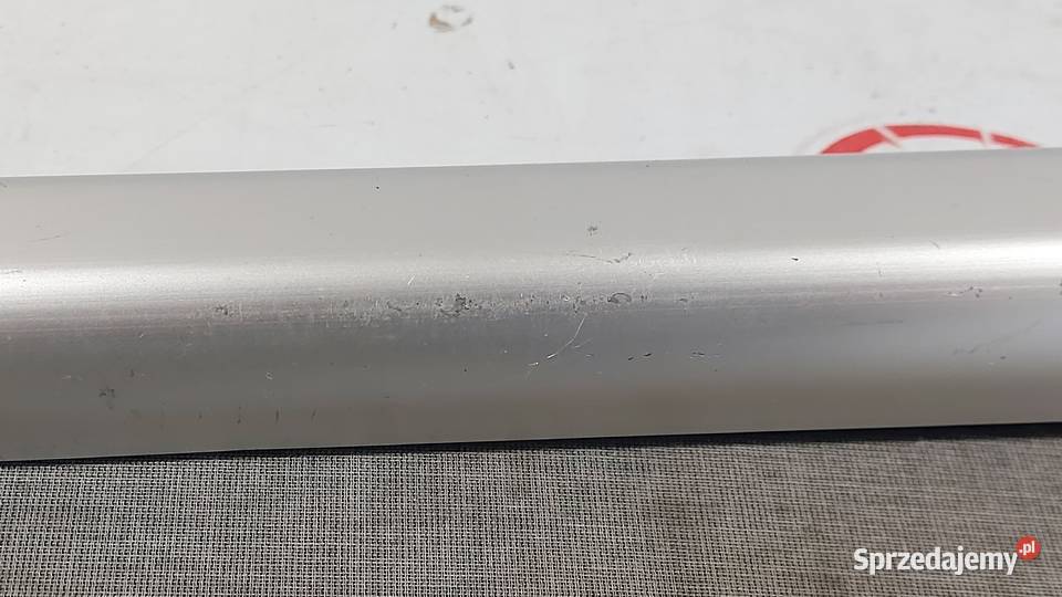 OUTLANDER III 17r roleta bagażnika sprzedam