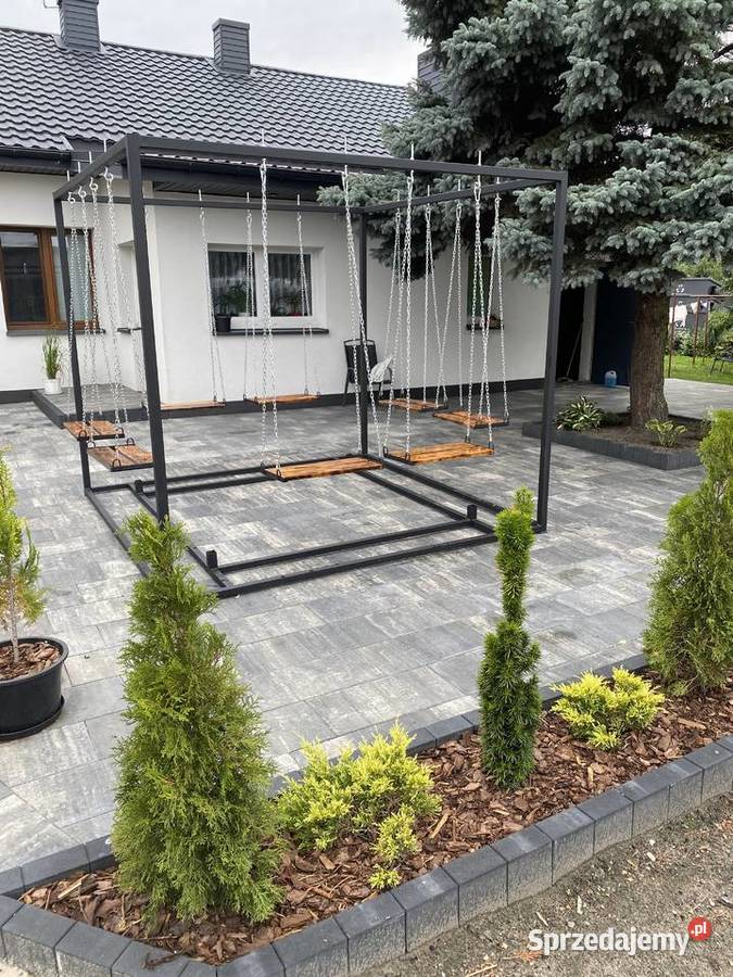 Stół ogrodowy z podwieszanymi siedziskami Stoły i stoliki ogrodowe łódzkie Niedrzew Pierwszy