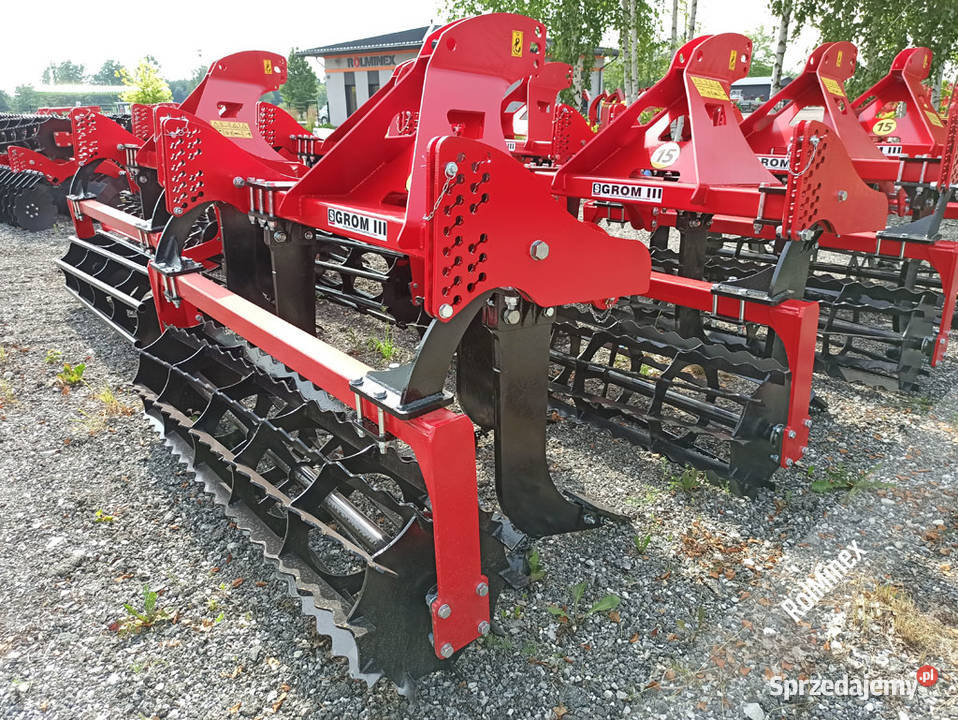 Nowa GŁĘBOSZ STRUMYK Grom 3 łapy wał Transport Rypin