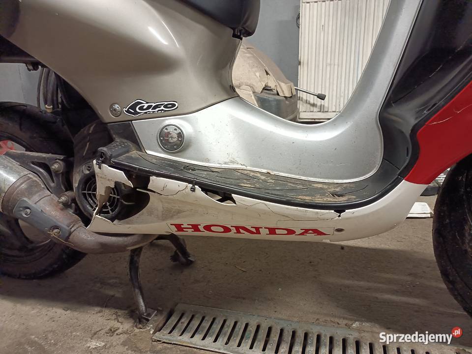 Skuter Honda x8r 50 benzyna