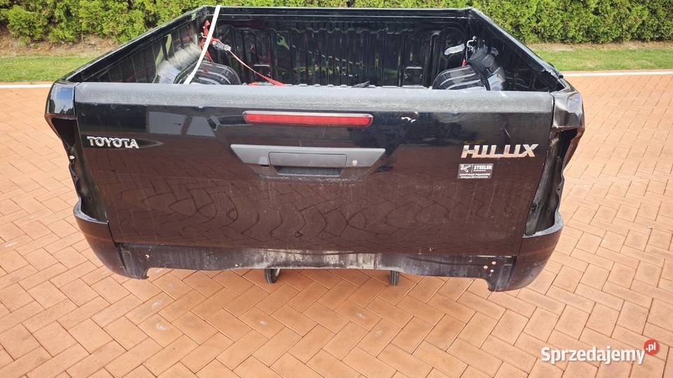 Toyota hilux paka 2025r Klapy bagażnika Motoryzacja lubelskie Łęczna