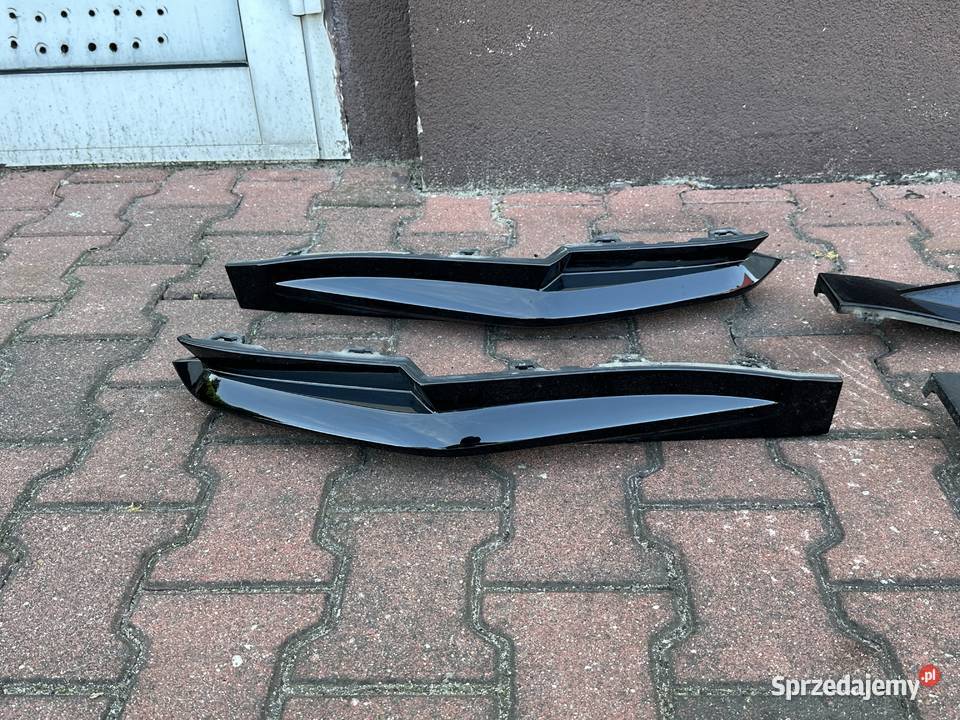 Dokladki boczne progi BMW G82 M4 czarne OEM Pleszew sprzedam