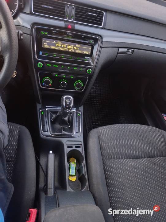 Skoda Superb ll prywatne doinwestowana kupiony w polskim salonie Miechów