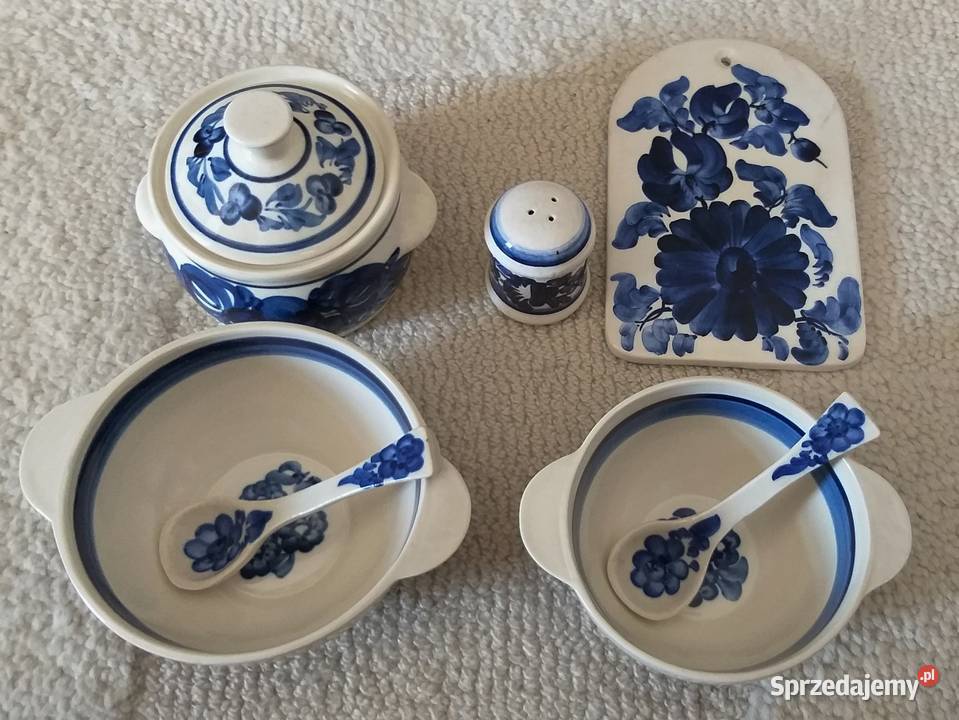 Fajansowy komplet z niebieskim malunkiem ala mazowieckie Warszawa
