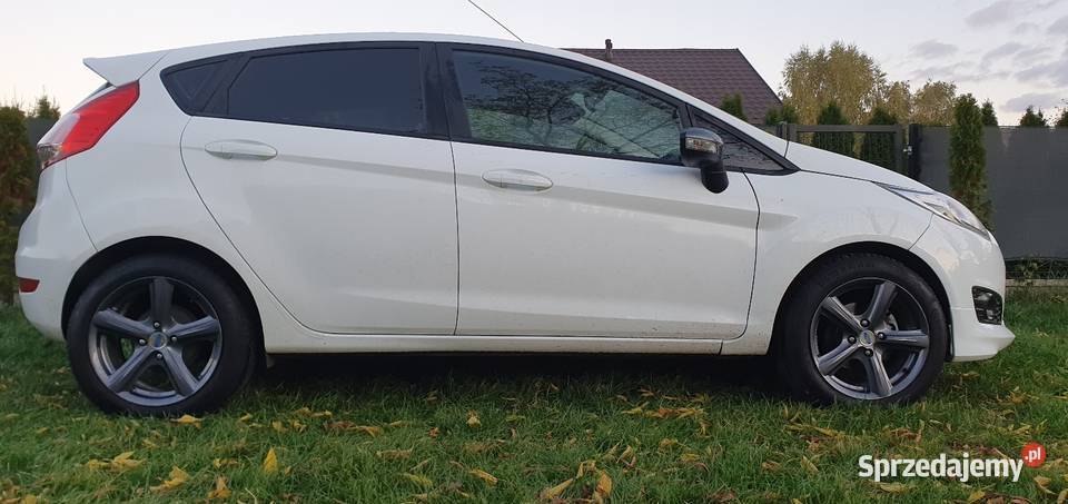Ford fiesta 14r 10 ecoboost PRZEBIEG 65 ledy hak Rok produkcji 2014 Łuków