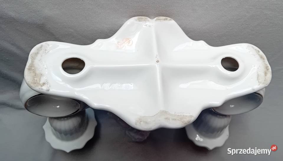 Świecznik dwuramienny z amorkiem Reichmannsdorf Porcelana i szkło Koźminek