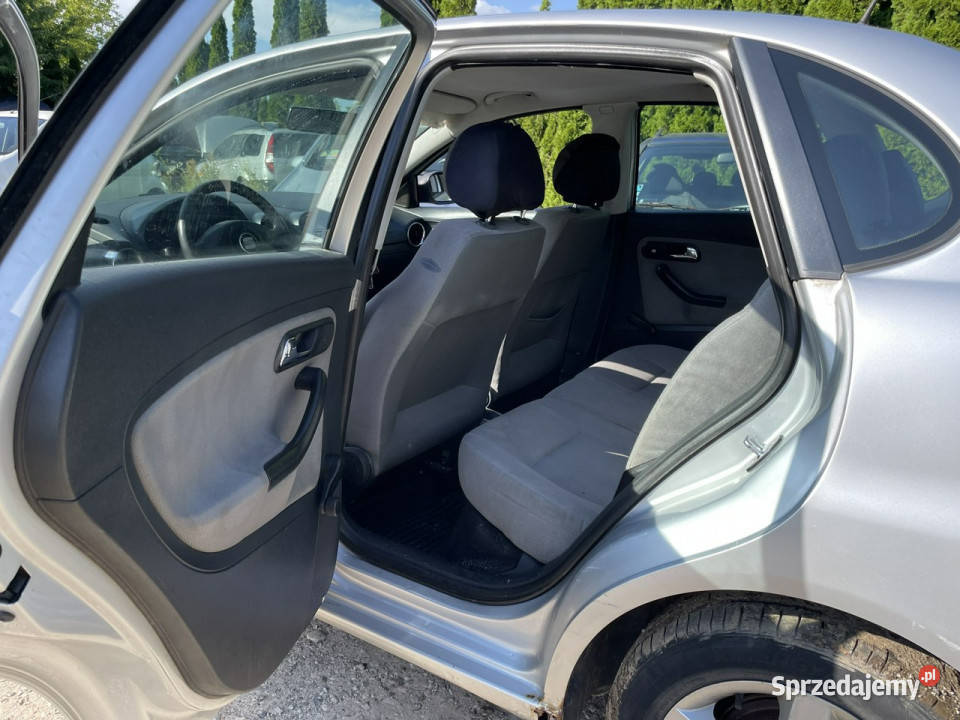 Seat Cordoba 14BenzynaGaz 2003R TanioMożliwa Warszawa sprzedam