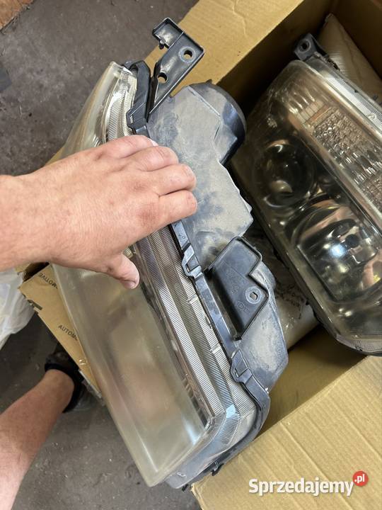 Lampy przednie Suzuki Garnd Vitara GV2 świętokrzyskie