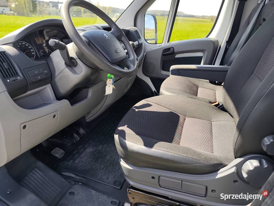 Peugeot Boxer niski przebieg 150000rocznik 2009 Kostarowce sprzedam