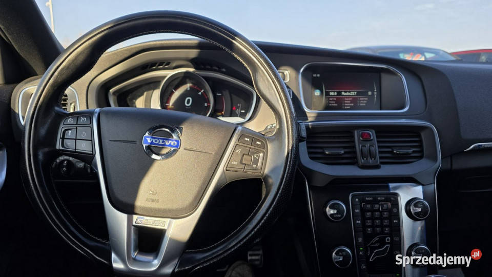 Volvo V40 R DESIGN duza navi camera cofania II 1969cm3 pomorskie