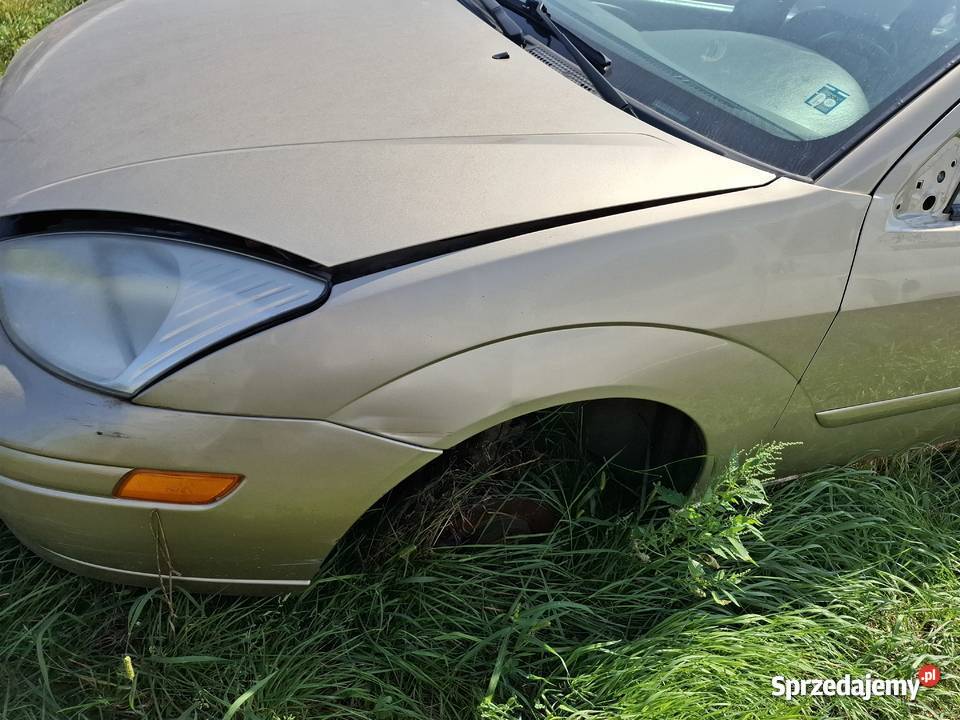 Błotnik Lewy Przód Ford Focus I