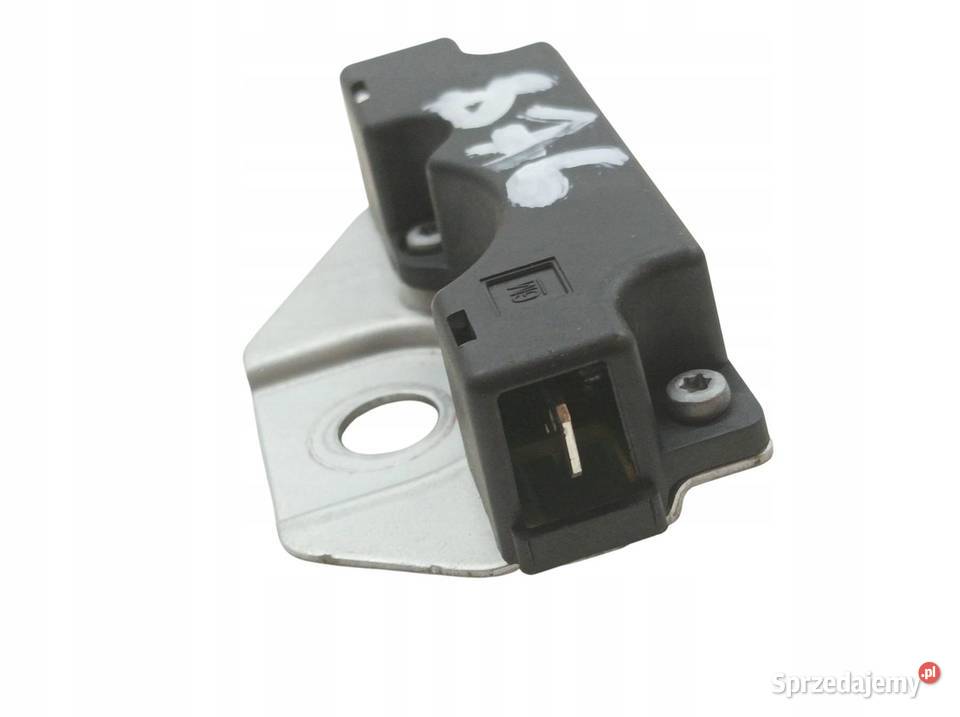 WZMACNIACZ ANTENOWY 13293348 Opel Astra IV 2009 sprzedam
