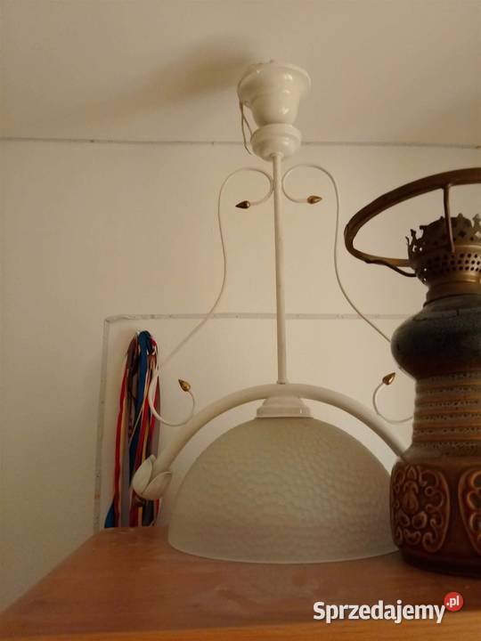 Białą lampa wisząca Kielce